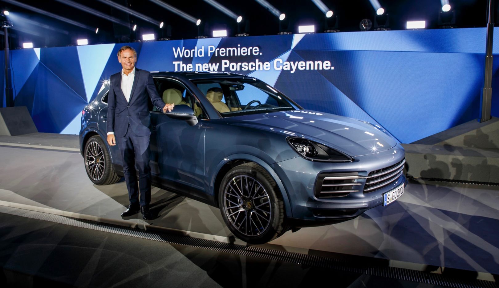 Oliver Blume, Vorstandsvorsitzender Porsche AG, Cayenne, Porsche Museum, 2017, Porsche AG