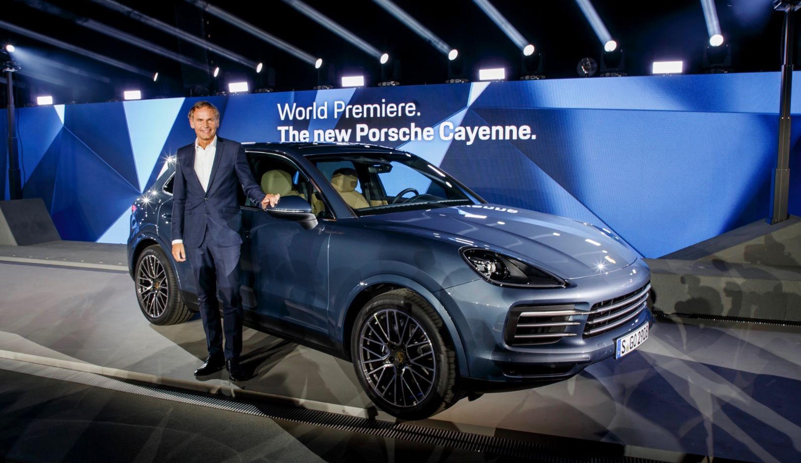 Oliver Blume, CEO Porsche AG, Cayenne, Porsche Museum, 2017, Porsche AG