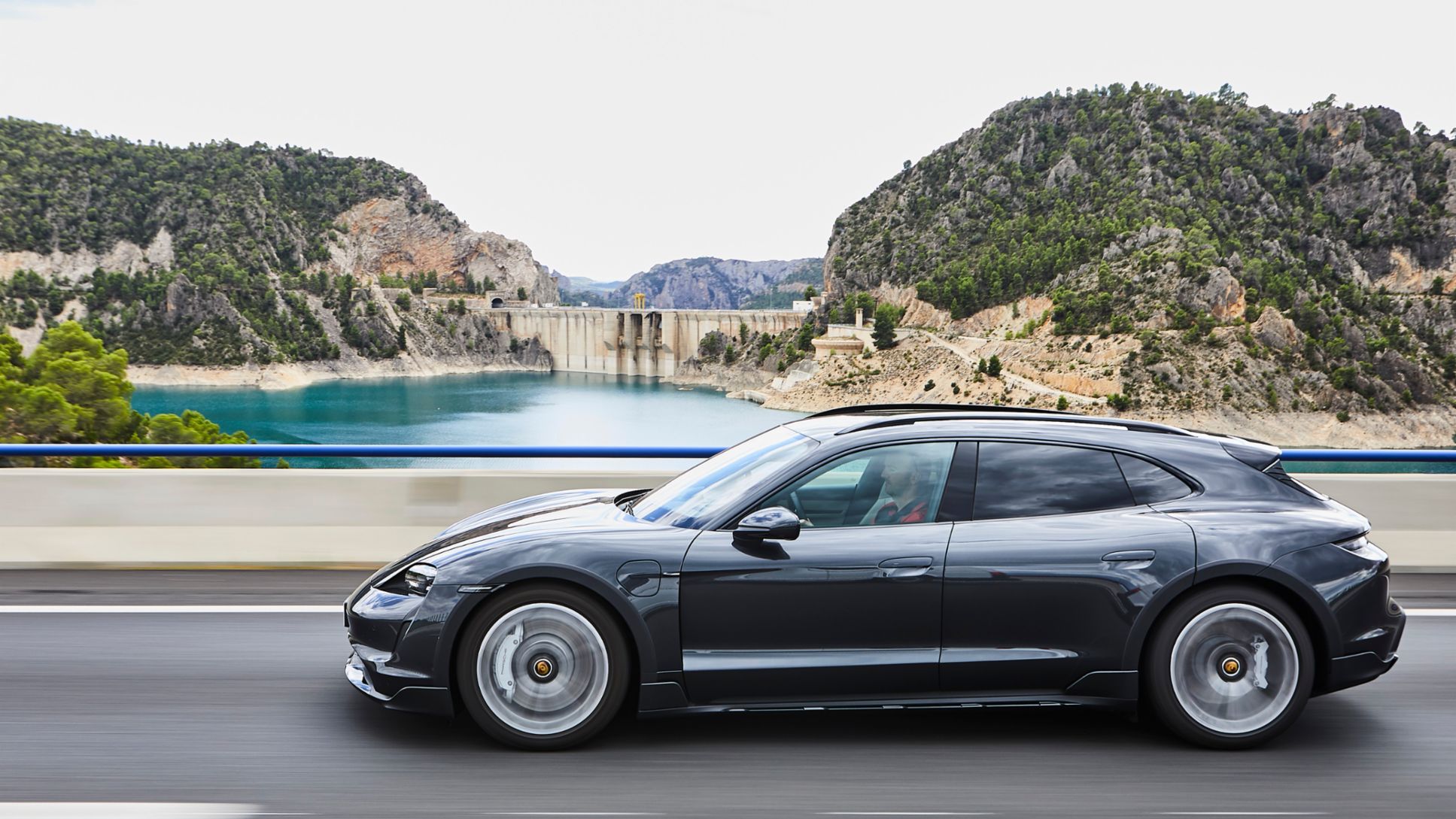 Porsche Taycan Turbo Cross Turismo, ruta Madrid - Valencia / Alicante - Madrid, 2021, Porsche Ibérica