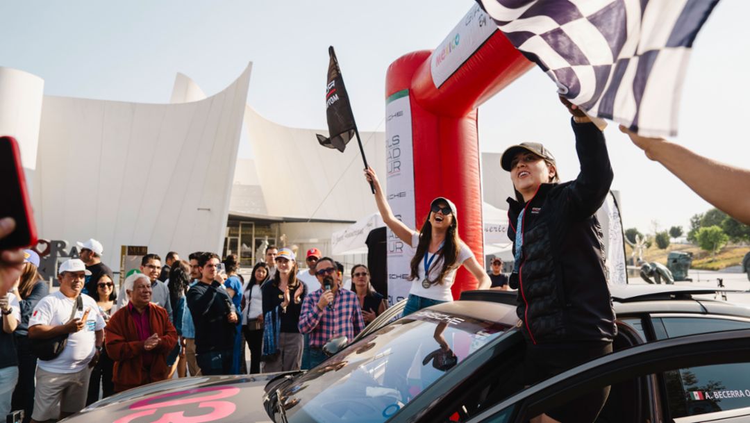 Porsche de M&eacute;xico celebra el cierre de la segunda edici&oacute;n del Girls Road Tour
