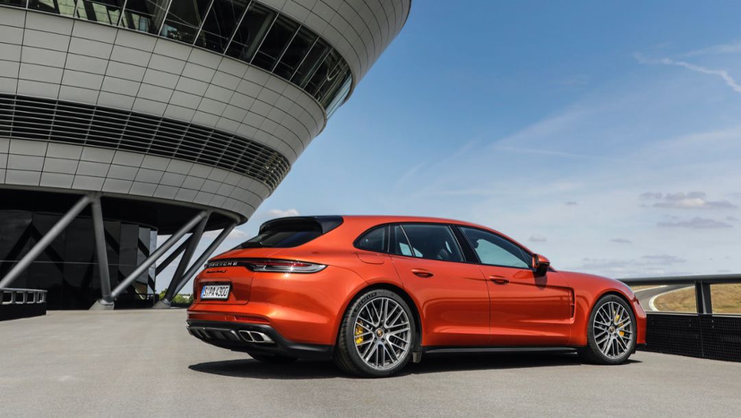 The new Panamera – Chassis