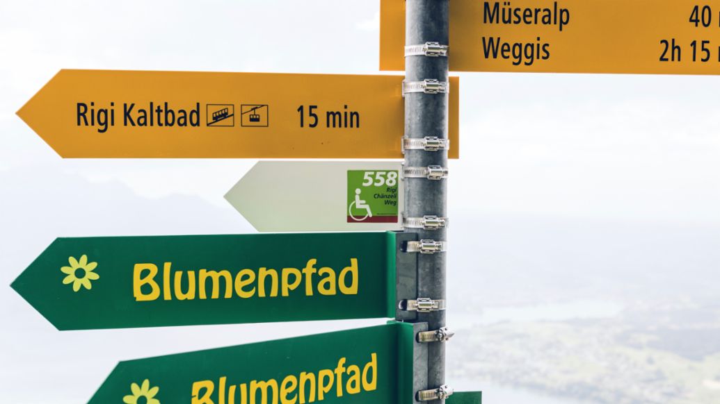 Wandern an der Rigi, Porsche und Procap, 2023, Porsche Schweiz AG