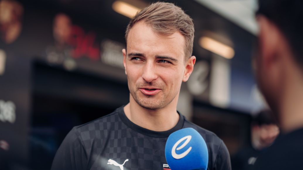 Nico M&uuml;ller, piloto oficial del equipo Porsche F&oacute;rmula E, 2&ordf; carrera del E-Prix de Yeda, 2026, Porsche AG