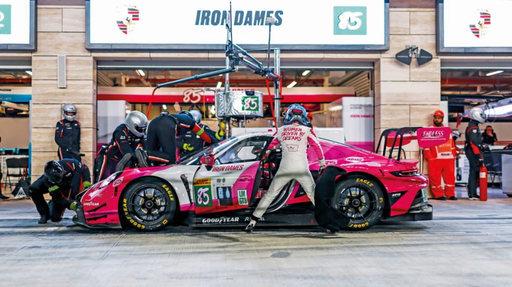 Porsche 911 GT3 R, Iron Dames (n&ordm; 85), 2025, Porsche AG
