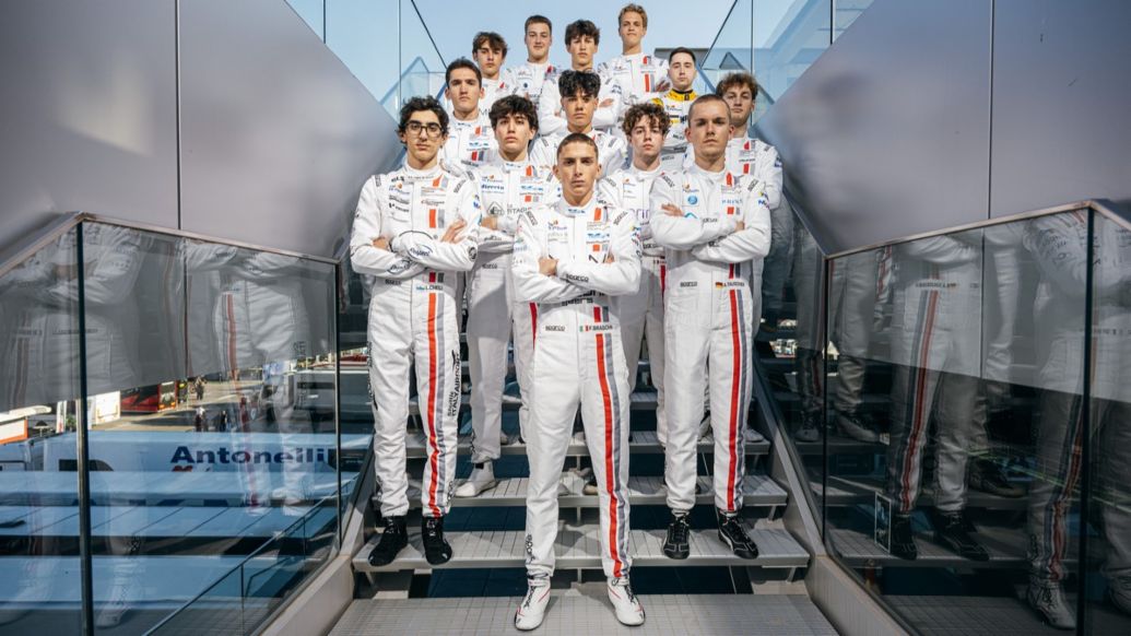 Protagonisti dello Scholarship Programme 2025 nella Porsche Carrera Cup Italia