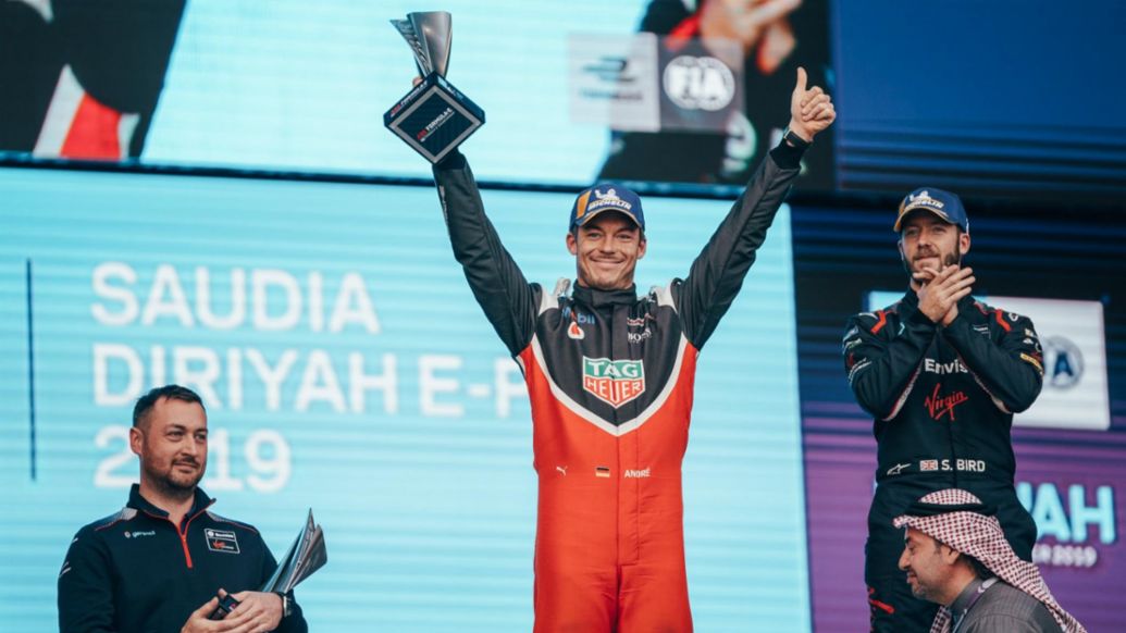 André Lotterer, First Formula E podium for Porsche, Diriyah E-Prix, Saudi Arabia, 2019, Porsche AG