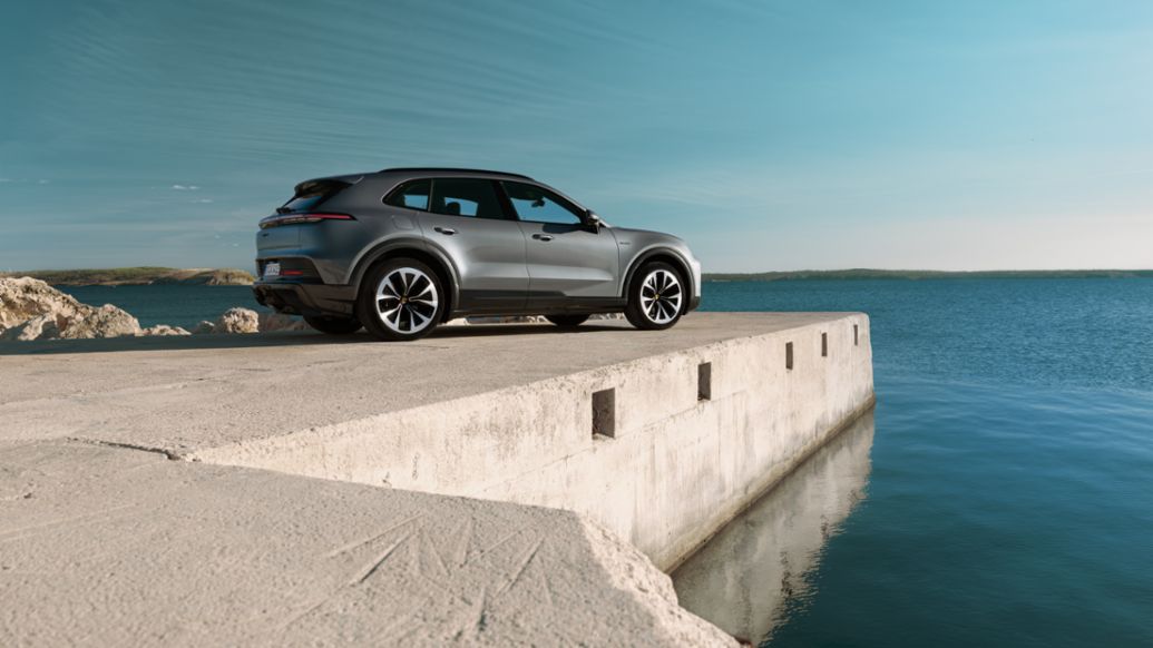 O bornă tehnologică pentru Porsche: Cayenne devine electric, comunicat de presă, 19/11/2025, Porsche AG