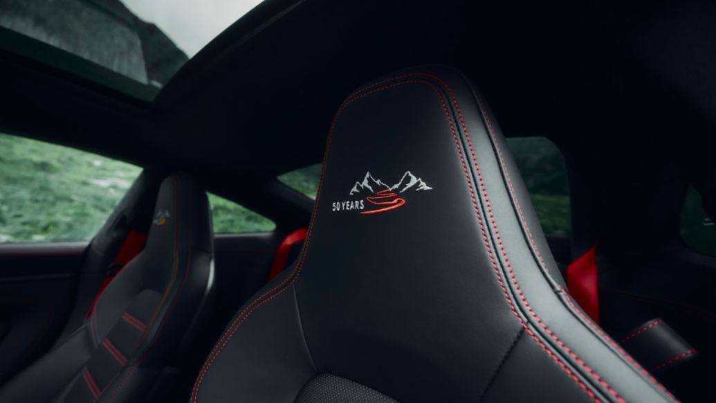 Primul 911 Carrera 4 GTS “Tribute to Transfăgărășan” a fost livrat unui client din România, comunicat de presă, 28/07/2025, Porsche AG