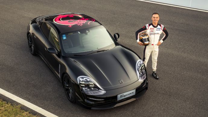 Taycan, Shanghai, 2019, Porsche AG