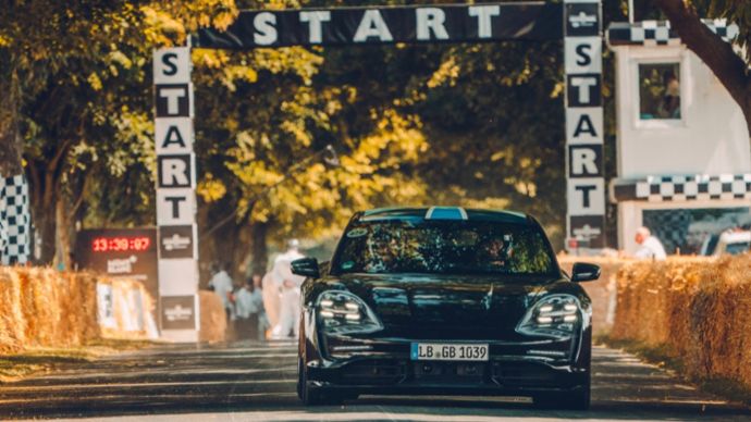 Taycan, circuito de Goodwood, 2019, Porsche AG