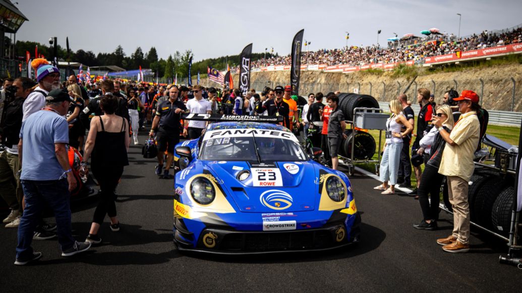 Porsche 911 GT3 R, Phantom Global Racing, Joel Eriksson, Jaxon Evans, Thomas Preining, 24h Spa-Francorchamps, Race, Belgium, 2024, Porsche AG