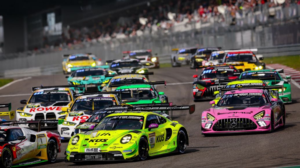 Porsche 911 GT3 R, Manthey EMA (#911), Thomas Preining (A), Ayhancan G&uuml;ven (TR), 24-Rennen, N&uuml;rburgring, Deutschland, 2024, Porsche AG