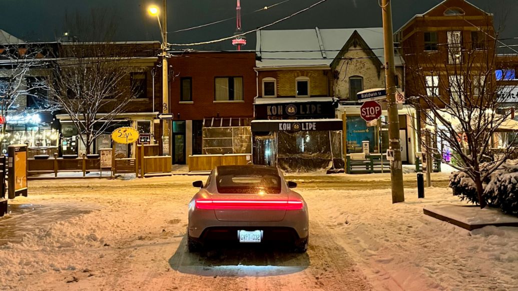 Taycan 4S, Toronto, Canadá, 2025, Porsche AG