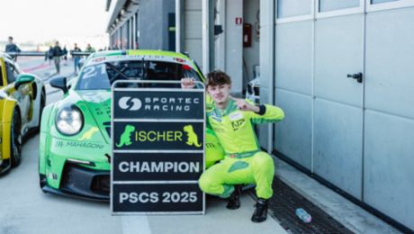 Der GT3 Cup-Champion des Porsche Sports Cup Suisse heisst Ethan Ischer