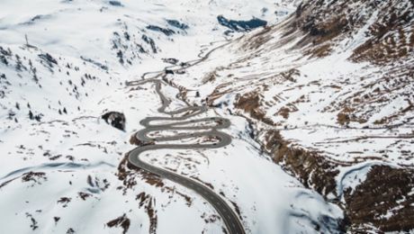 Curve e scenari mozzafiato: la riapertura dei passi svizzeri