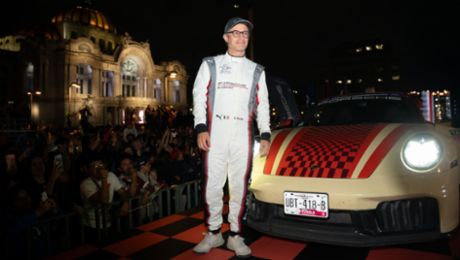 Gael García Bernal y Timo Bernhard, invitados de honor de Porsche en La Carrera Panamericana