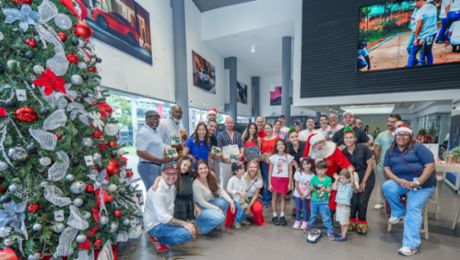 Season of Wonder llega a Porsche Center Panamá para celebrar la temporada decembrina con alegría y solidaridad