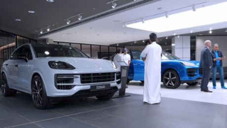 Porsche Centre Shuwaikh hosts Exclusive Manufaktur event 