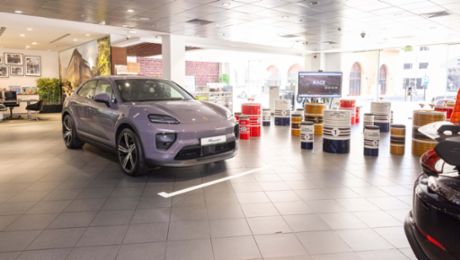 Porsche Doha beams live-stream coverage of the 93rd Le Mans 24-Hour race into its showroom