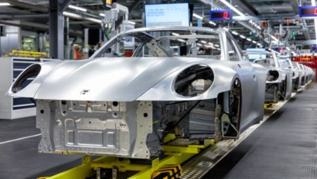 Innovative body production on the new 911
