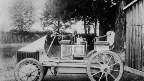 Electromobility at Porsche – Pioneering Spirit Then and Now