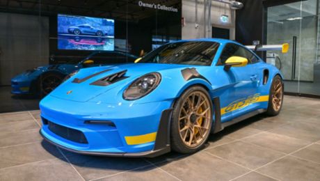 Winning combination: Jörg Bergmeister pays homage to a unique piece of racing history