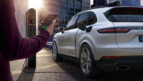 Porsche Charging Service nun mit 49.000 Ladepunkten