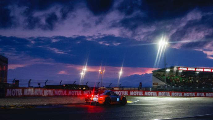 Porsche 911 RSR, GR Racing (#86), Ben Barker (UK), Riccardo Pera (I), Michael Wainwright (UK), 24 Stunden von Le Mans, Rennen, 2023, Porsche AG