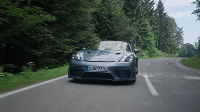 Media Drive: 718 Spyder RS - vanadiumgraumetallic