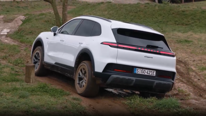 Cayenne Electric, S-GO 421E, Media Drive Barcelona