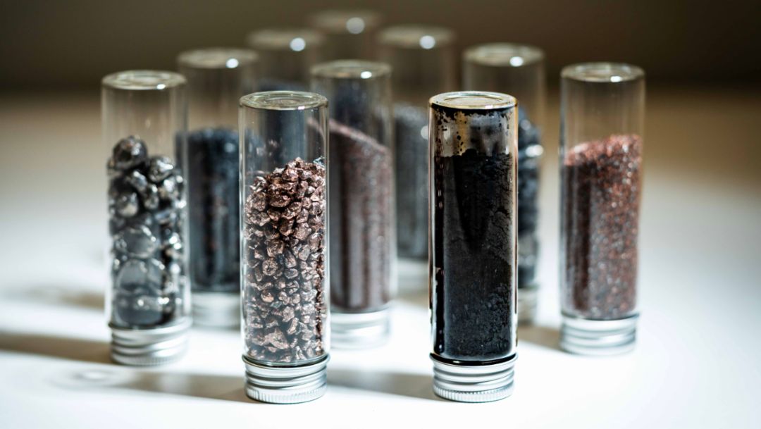 Porsche Schweiz schliesst Partnerschaft für Batterierecycling 