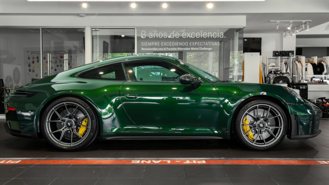 Porsche Panamá presenta el nuevo 911 GT3 Touring, la máxima expresión de rendimiento deportivo