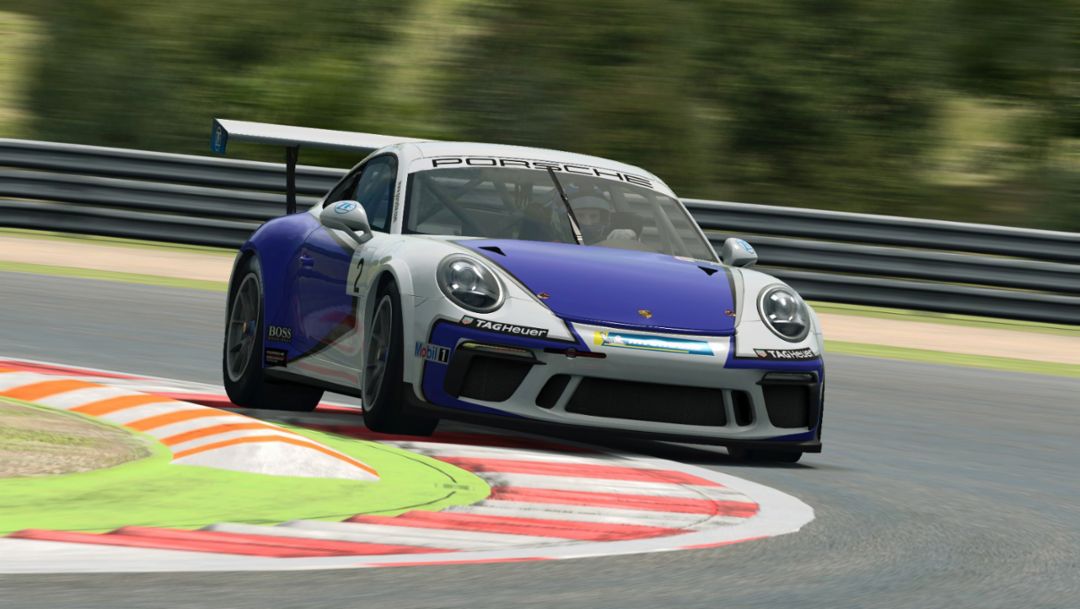 Reale Rennfahrer und hochkarätige Sim-Racer kämpfen um den Titel