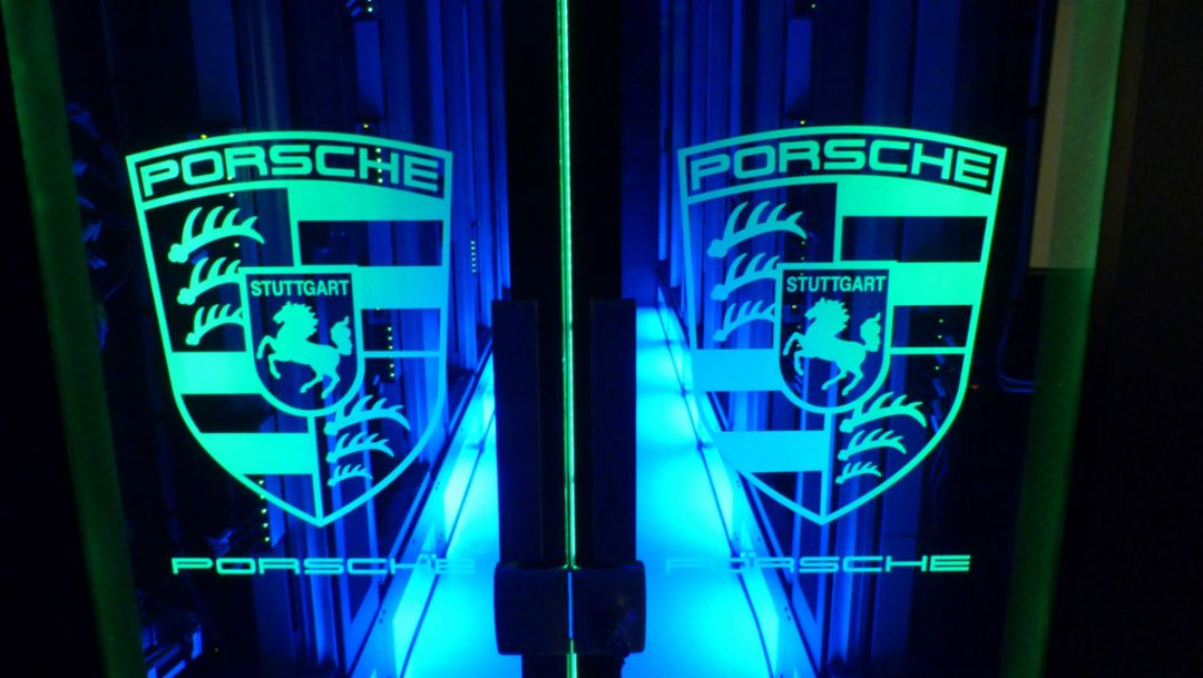 Virtual Data Centers with On-Premises Connectivity at the Touch of a Button