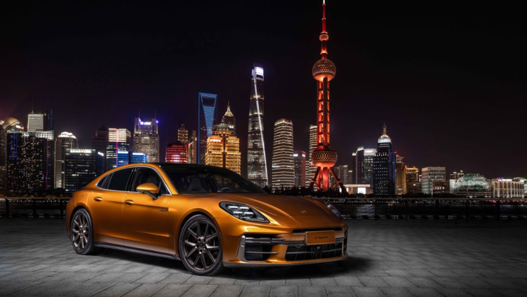 Recording of the world premiere of the new Panamera from Shanghai