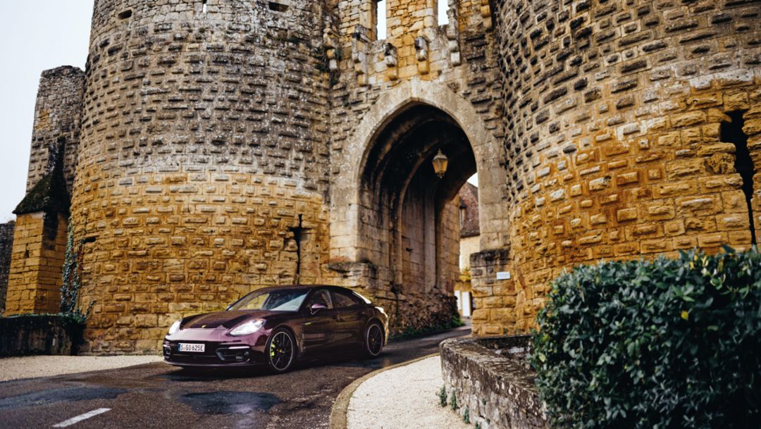 Bienvenue en France, monsieur Panamera 4S E-Hybrid