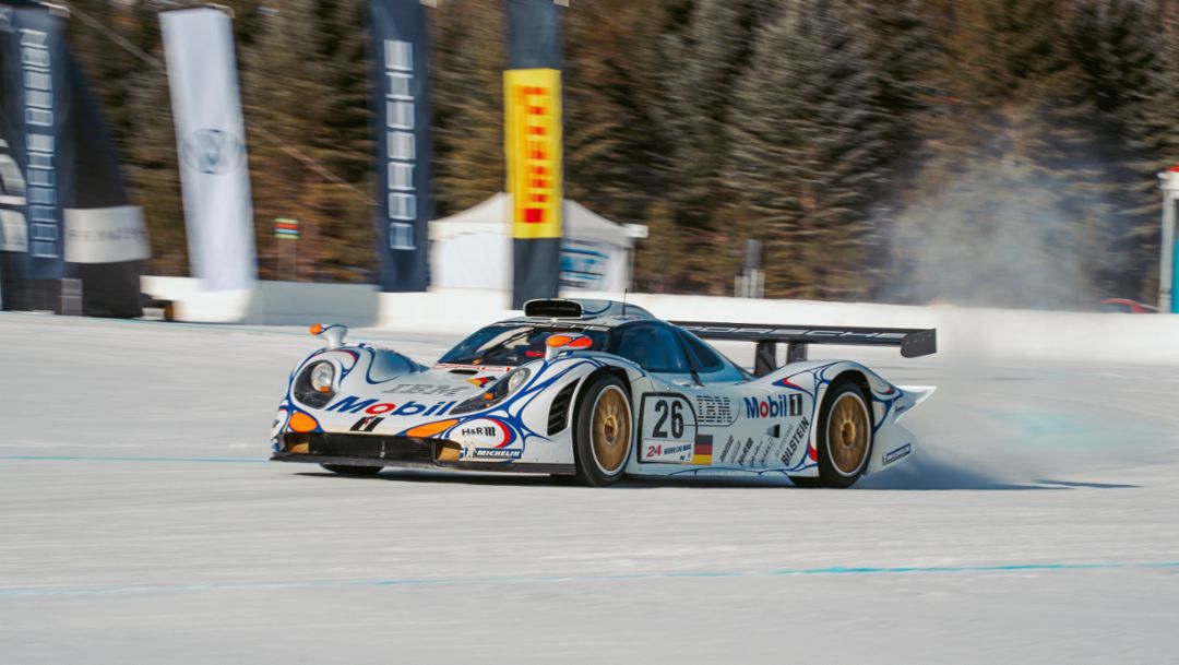 Ice Race Aspen: The Porsche 911 GT1 takes to the ice with Stéphane Ortelli