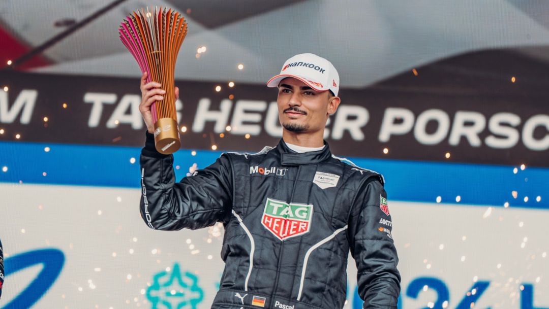 Victoria en México para el equipo TAG Heuer Porsche en el arranque de la Fórmula E