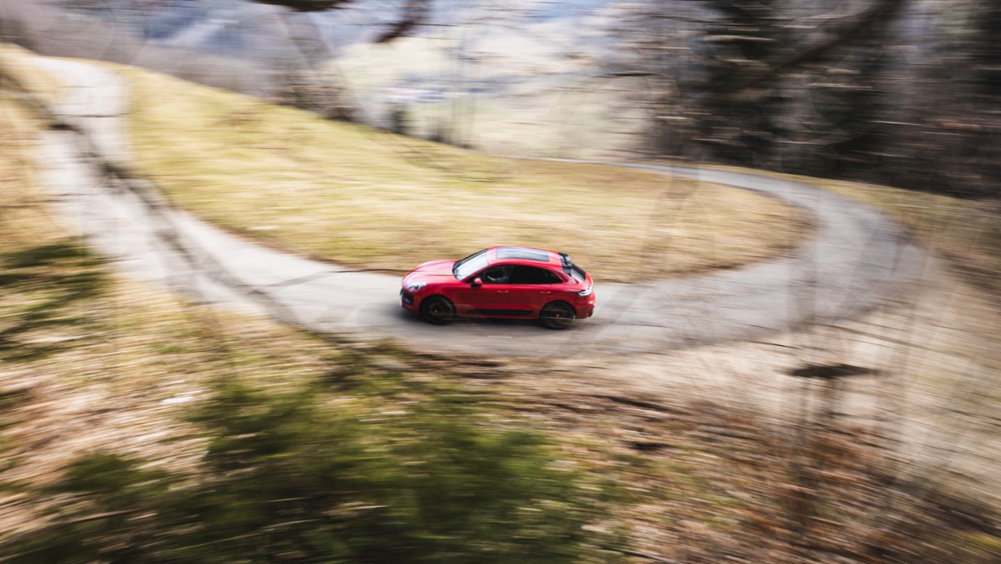 Macan GTS, Passo die Schelten, 2022, Porsche Schweiz AG