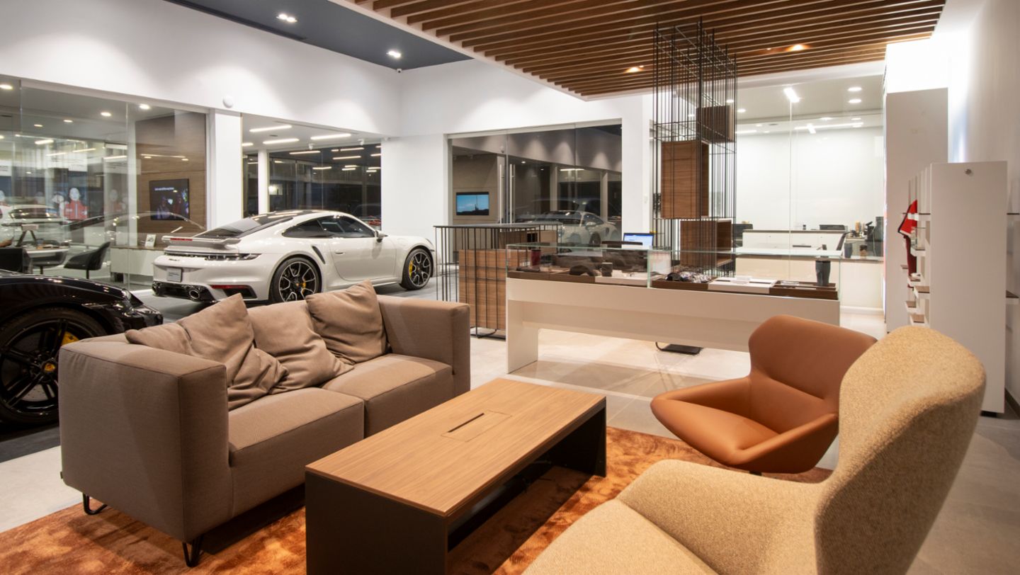 Porsche Approved Centre Monterrey, San Pedro Garza García, Monterrey, N.L., Porsche de México