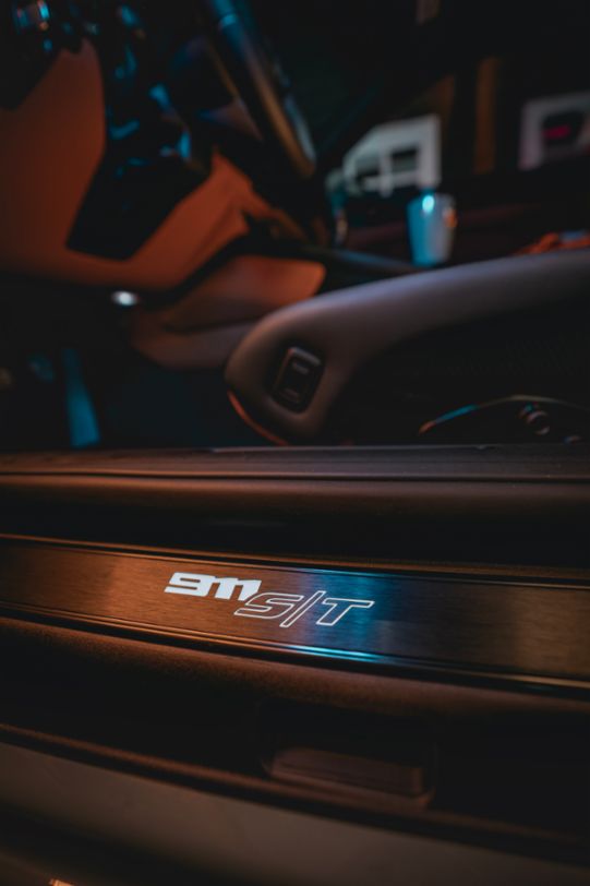 Una de las 1,963 unidades del Porsche 911 S/T llega a Costa Rica