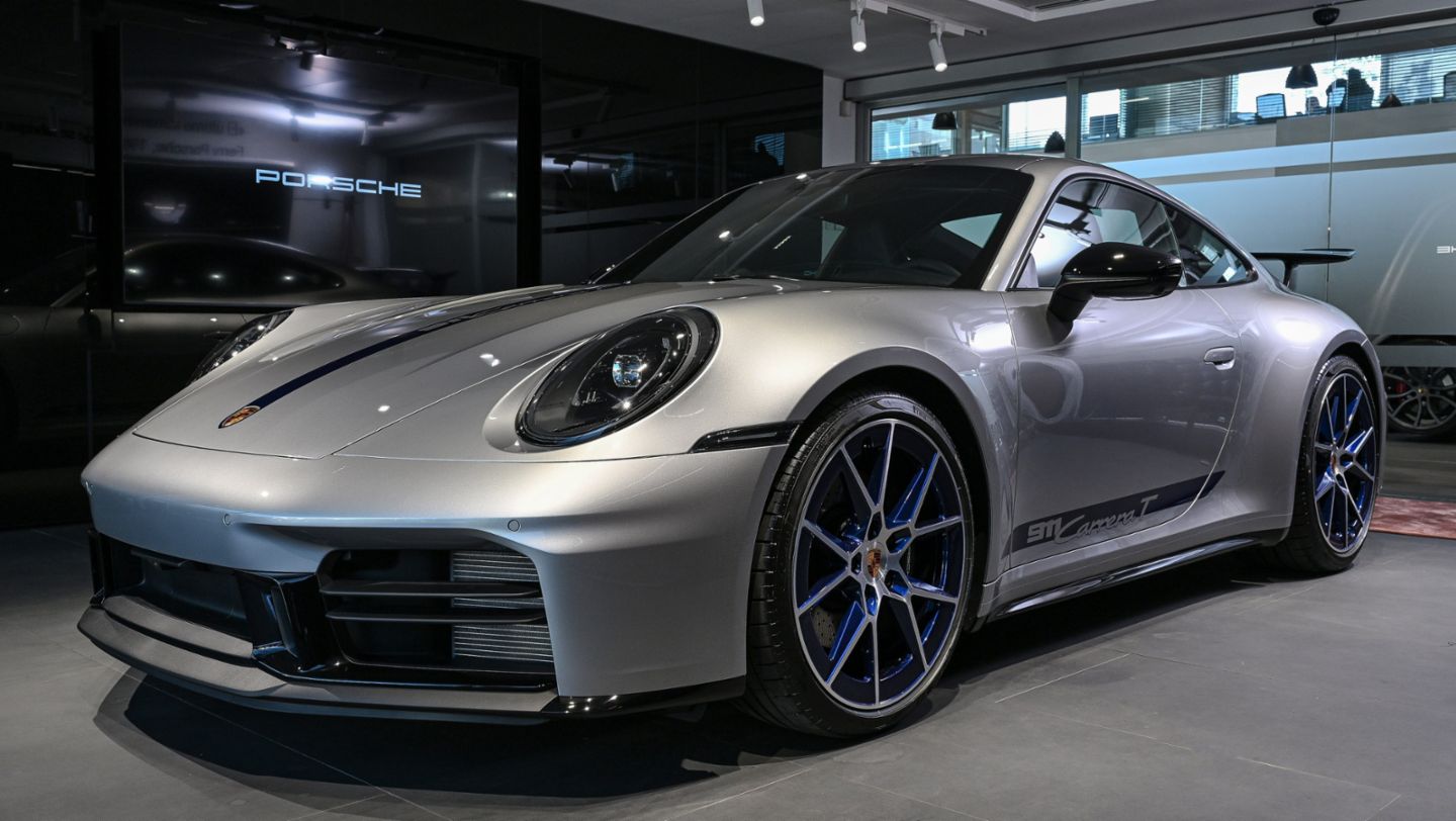 911 Carrera T, Santiago, Chile, 2025