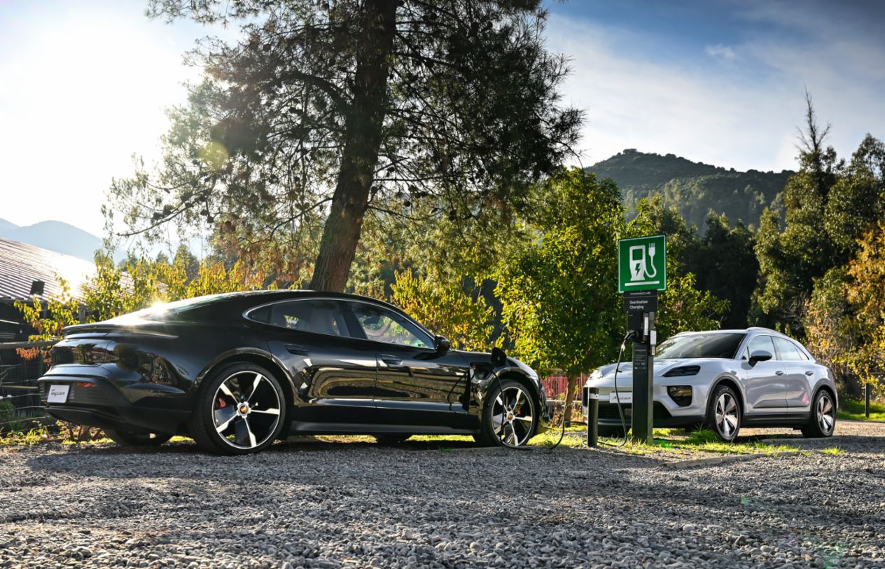Importadores independientes de Porsche en América Latina refuerzan la conveniencia de su red regional de carga para vehículos eléctricos