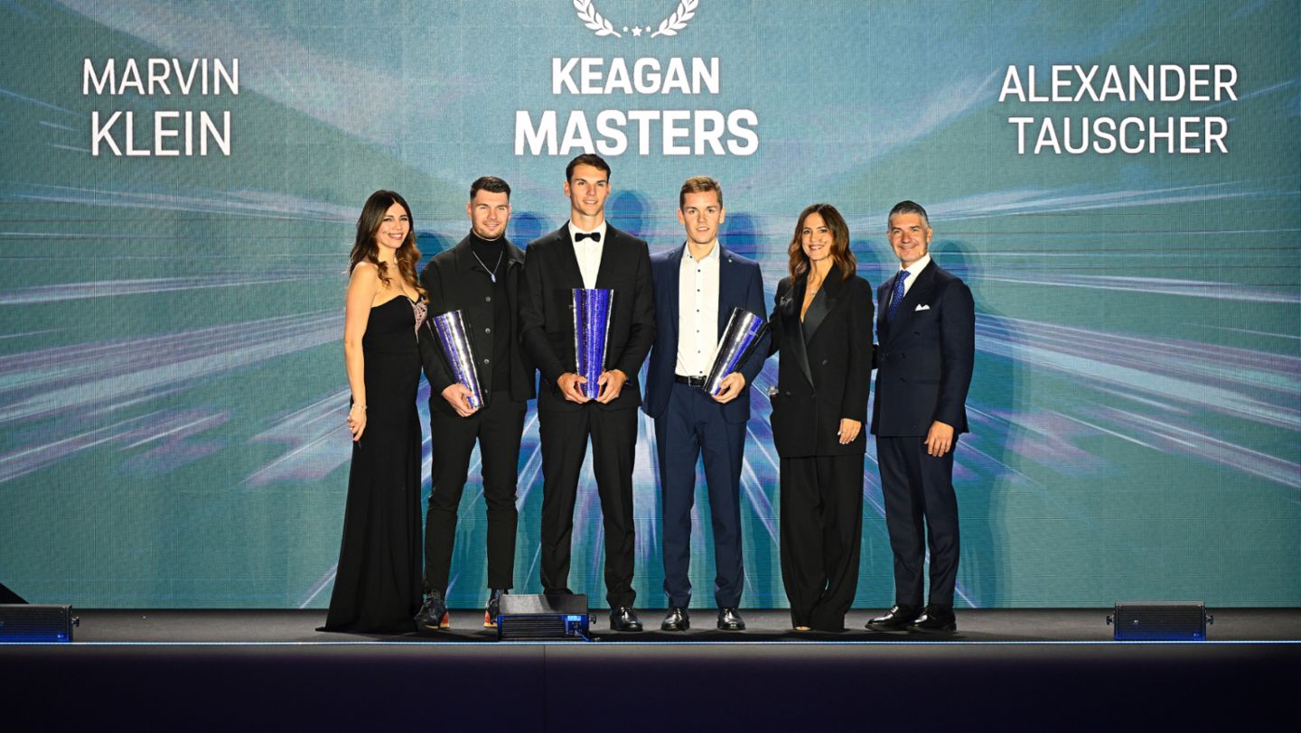 La “Notte dei Campioni” esalta la Porsche Carrera Cup Italia 2025. Sul palco i vincitori della classifica assoluta della Carrera Cup Italia 2