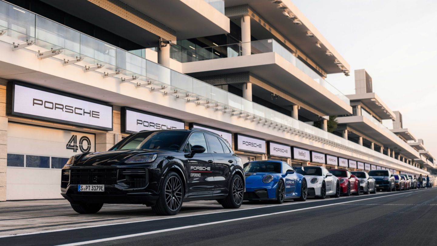 Porsche World Road Show Qatar, Lusail International Circuit, 2026, Porsche Middle East