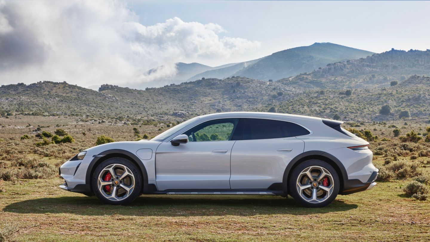 Taycan 4S Cross Turismo, 2021, Porsche AG