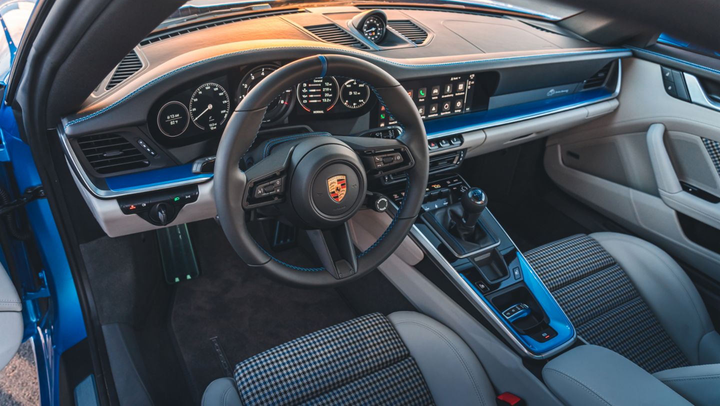 911 Sally Special, 2022, PCNA
