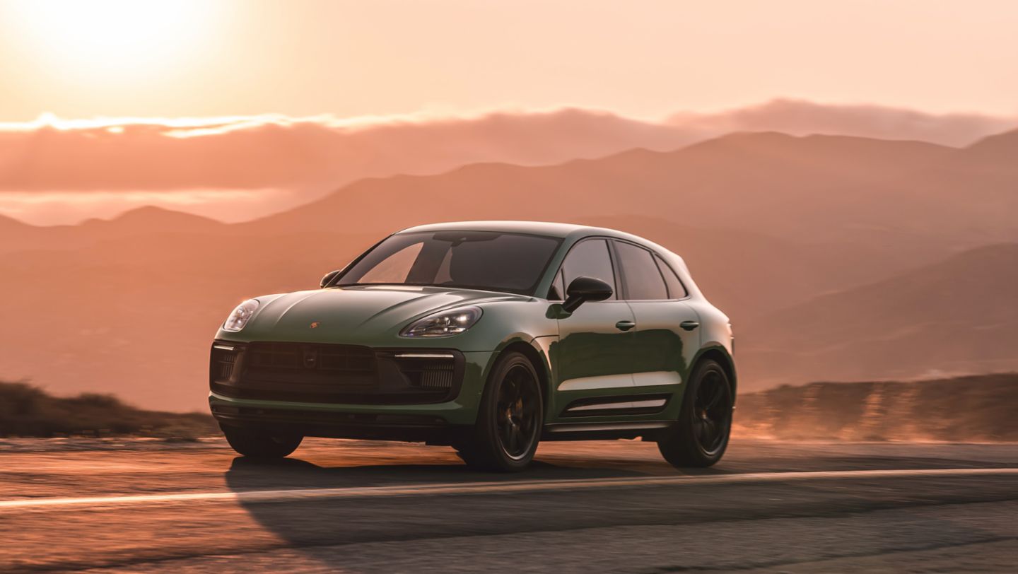 Macan GTS, Python Green, 2021, PCNA