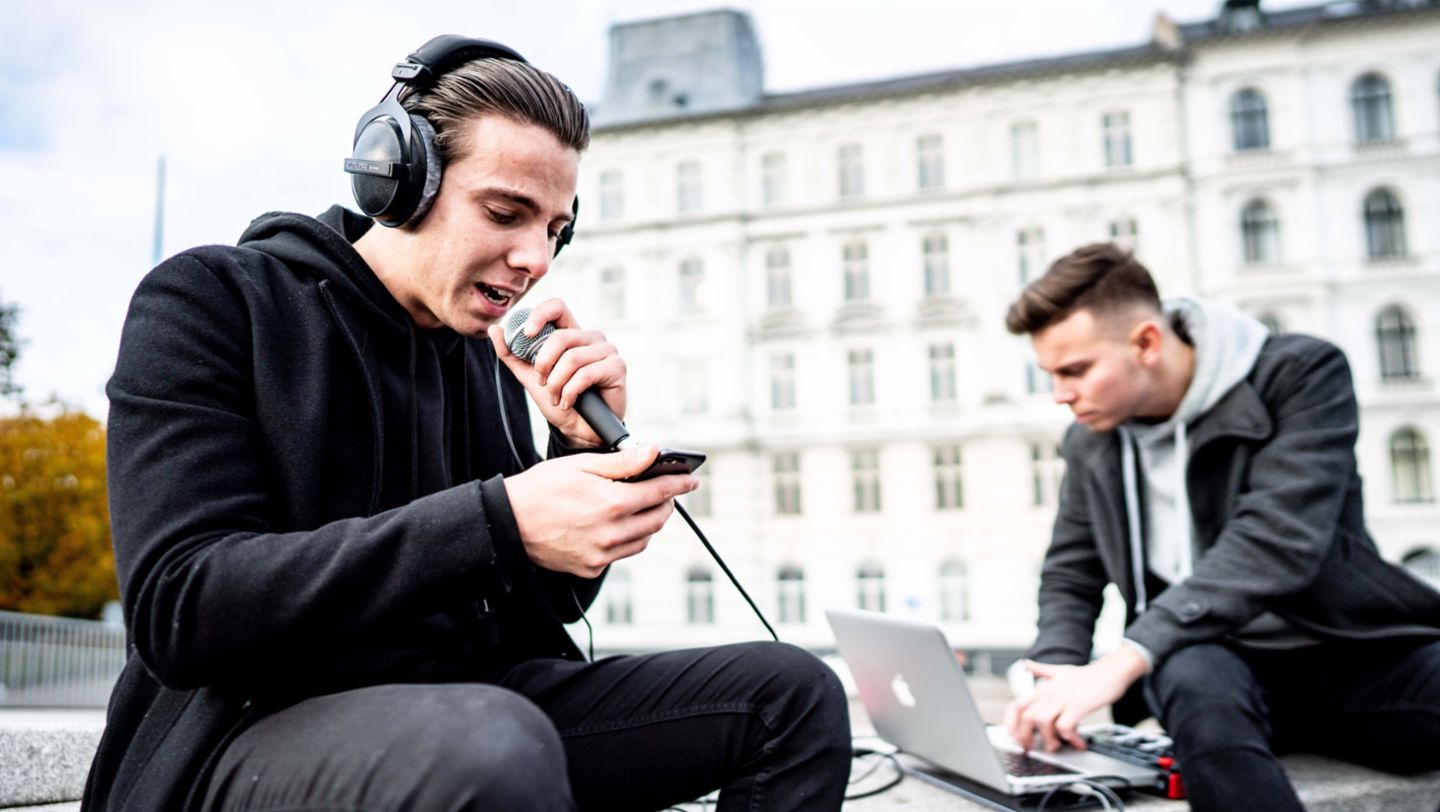 Mads Halling Gebuhr, Mathias Halling Gebuhr, l-r, Roadtrip Back2Tape, Copenhagen, 2020, Porsche AG