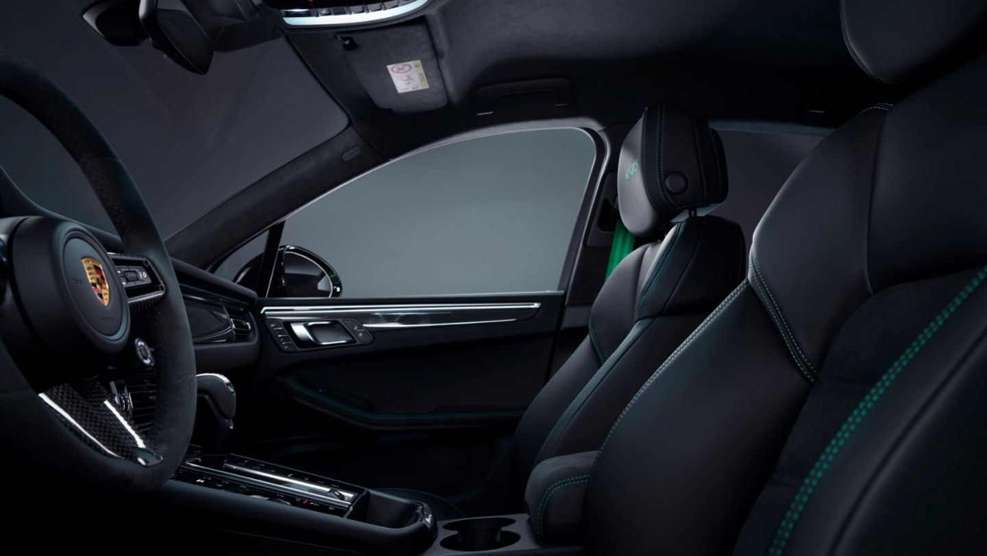 Macan GTS with GTS Sporting Package, 2021, Porsche AG